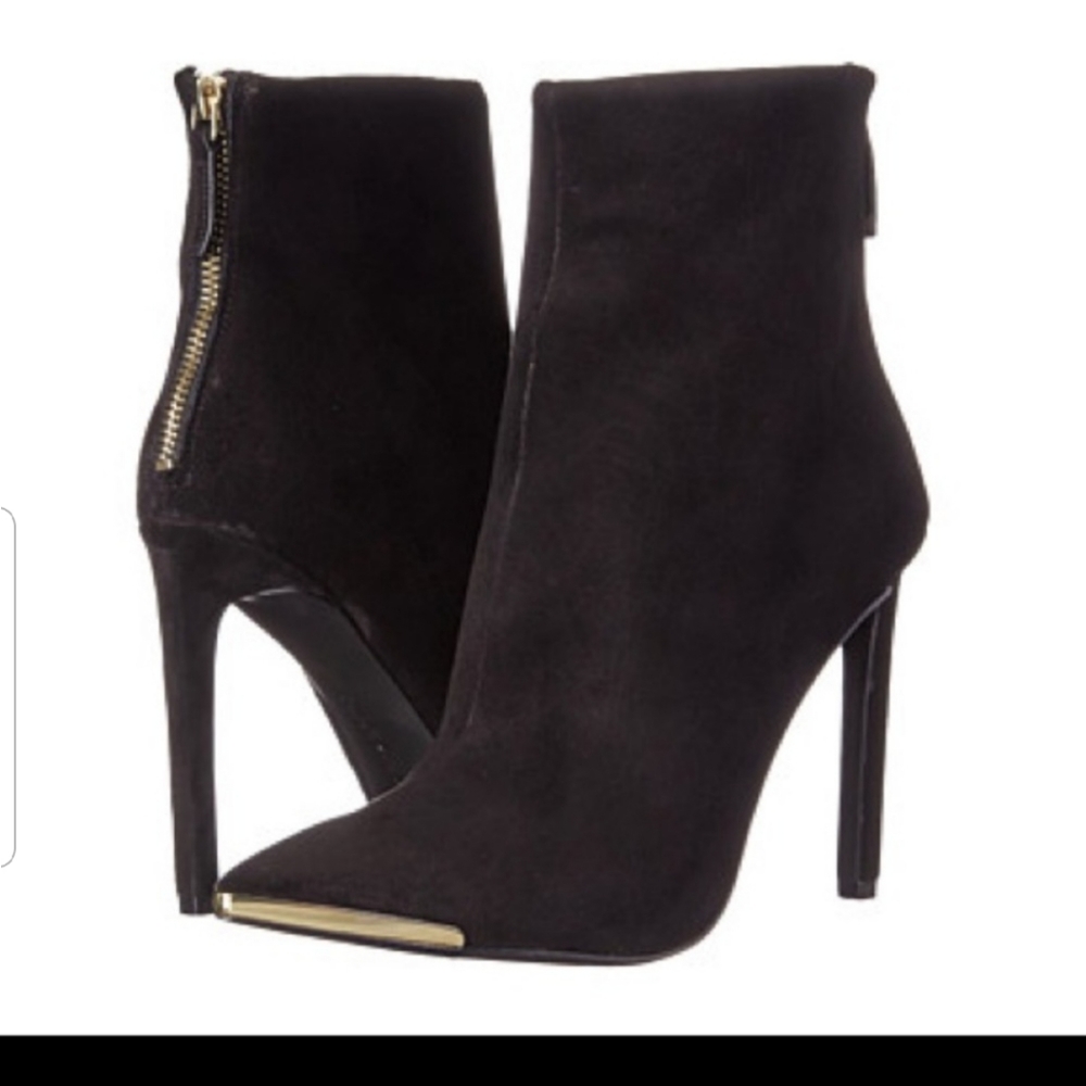 Perfect for FALL!  Suede Boots SZ 10